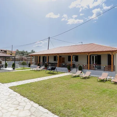 Hébergement de vacances Planet Villas - Shared Bbq & Garden Ýpsos
