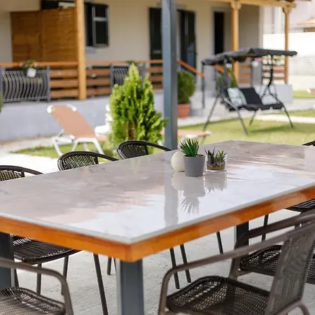 Tatil Evi Planet Villas - Shared Bbq & Garden Ipsos